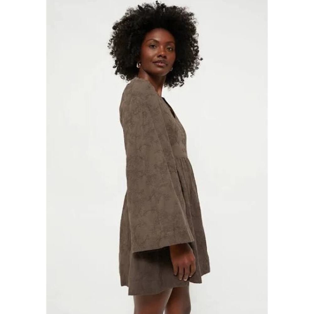 TUCKERNUCK Hyacinth House Brown Becca Bell-Sleeved Mini Dress NWT Size Medium - Picture 5 of 13
